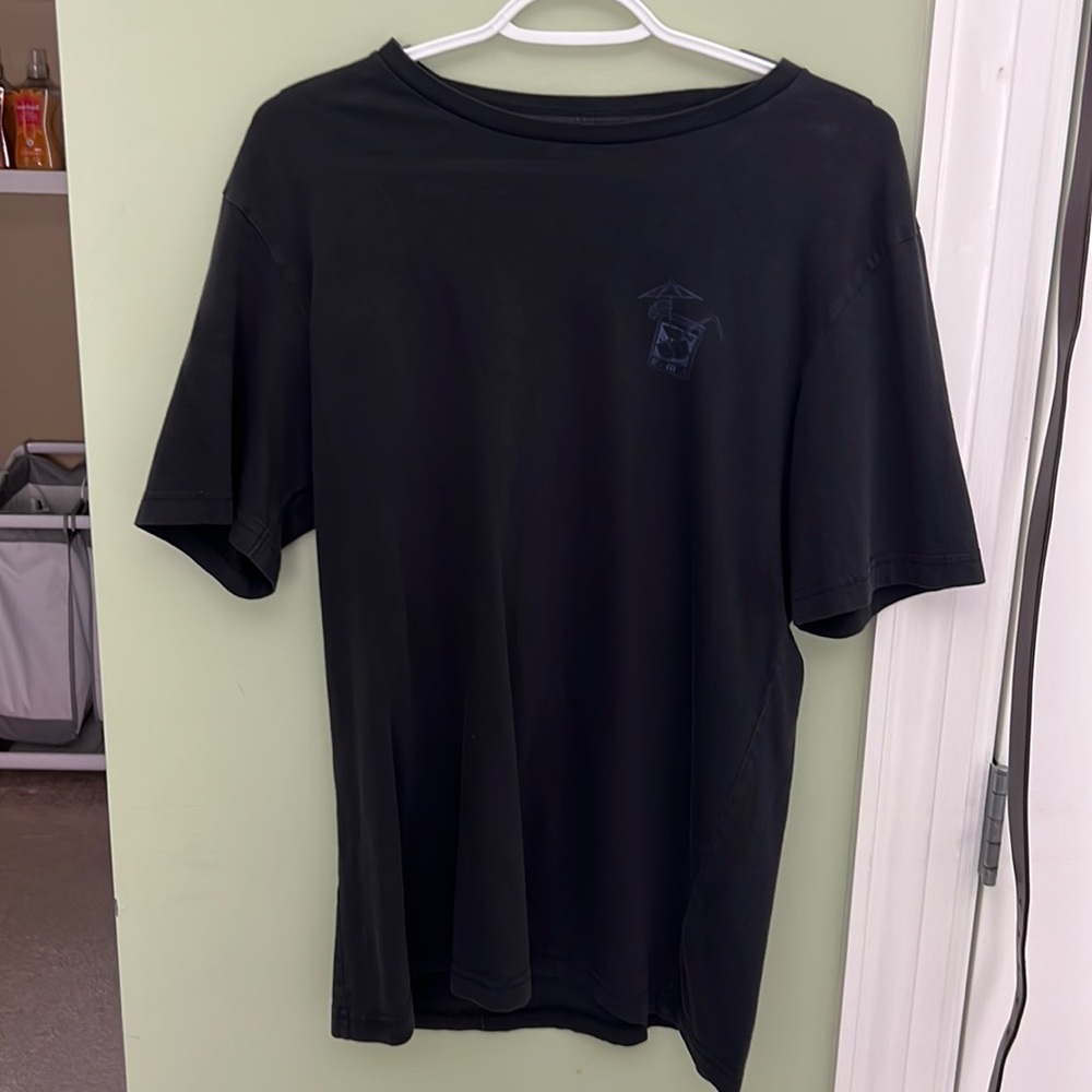 Travis Mathew Shirt